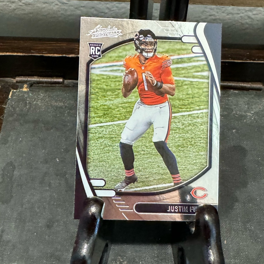 Justin Fields 2021 Panini Absolute Rookie Card #108